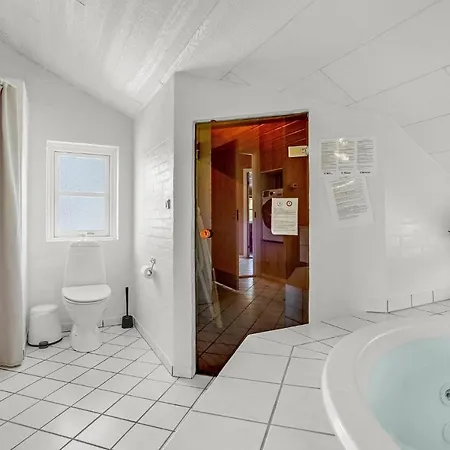Stunning In With Kitchen *
