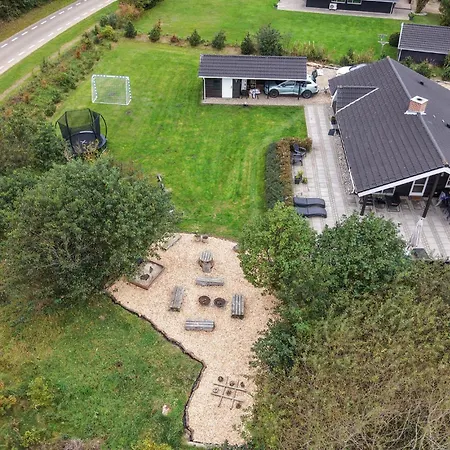 Koselig Hjem I Med Badstue * Oksbøl