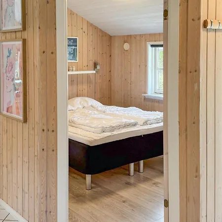 Koselig Hjem I Med Badstue *